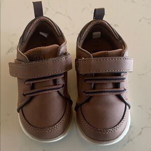 Brand New - brown toddler boys shoes